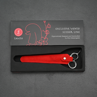 Schere in Verpackung