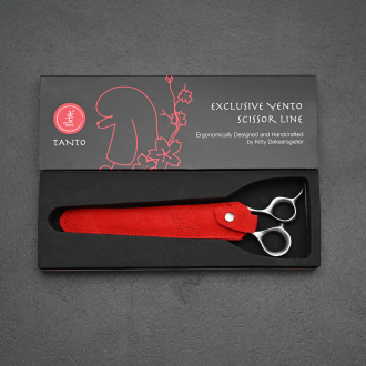 Schere in Verpackung