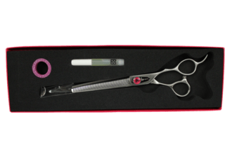 schere in der verpackung