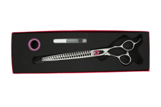 schere in derverpackung