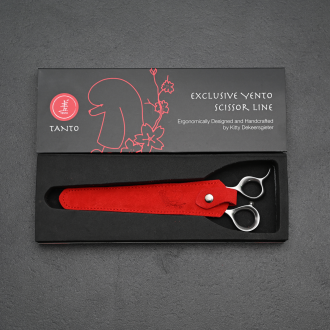 Schere in Verpackung