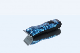 Maschine liegt auf Spiegel