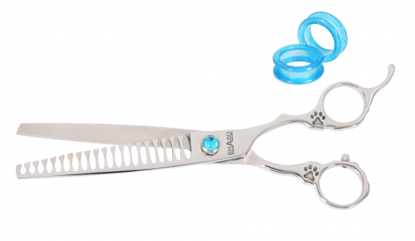 Schere leicht geöffnet