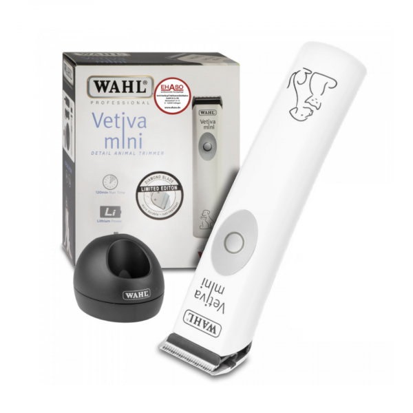 Maschine mit Akkuladestation vor Verpackung